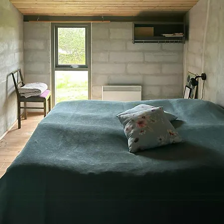 Summer House With Fields And Fjord Views Nyaraló *