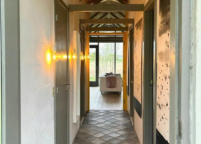 Hébergement de vacances Summer House With Fields And Fjord Views